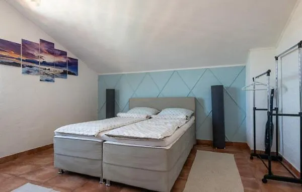 Family Holiday House Petric Loborika 0*,