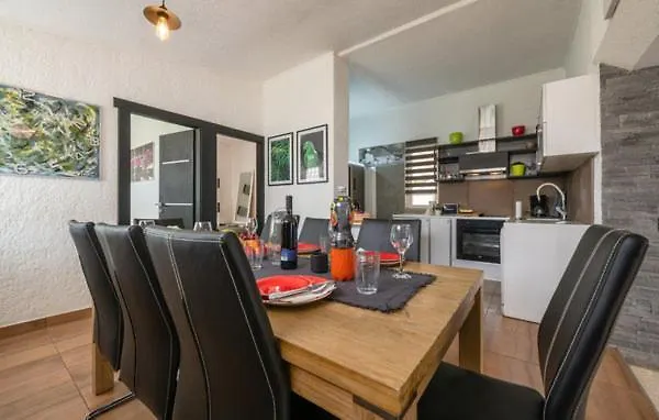 Family Holiday House Petric Loborika 0*,  Croatia