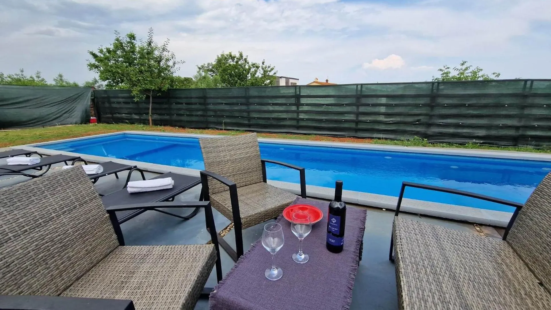 Villa Family Holiday House Petric Loborika